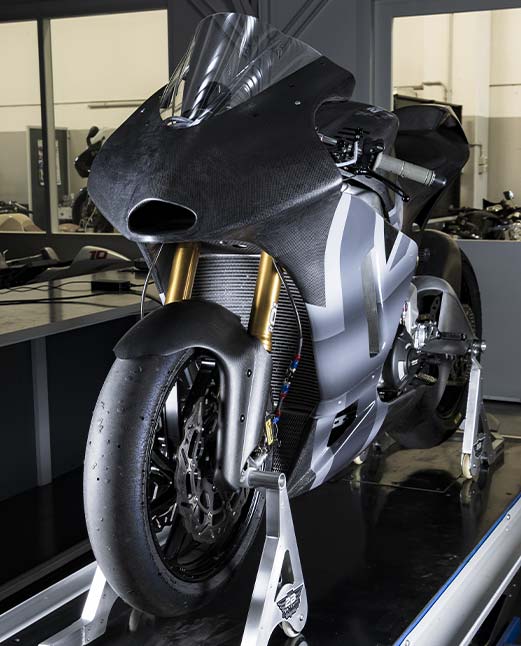 2B_Garage_racing_Art_daytona_765_moto_2-carbon_fiber_carene